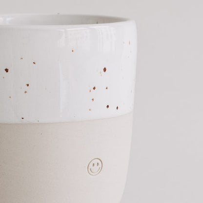 Steingut Becher "Smiley"