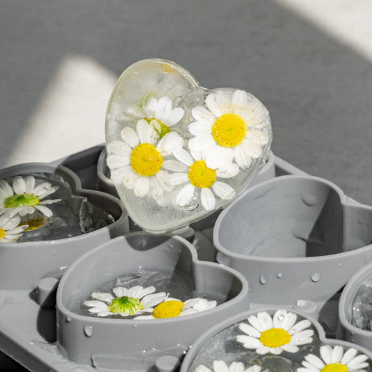 Eiswürfelform aus Silikon Herzen grau