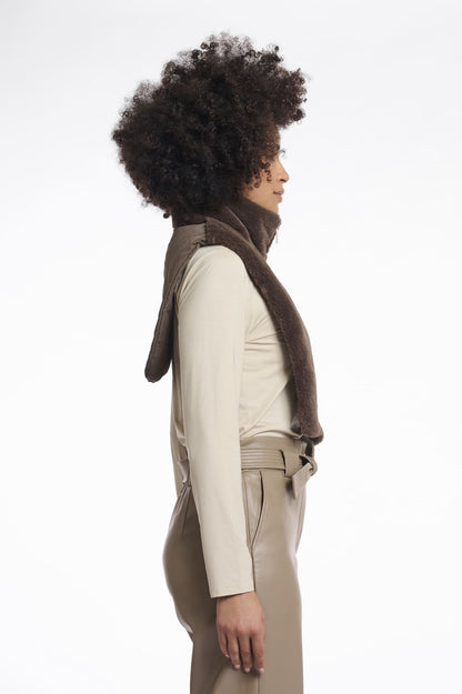 Nura Fellkragen dark toffee