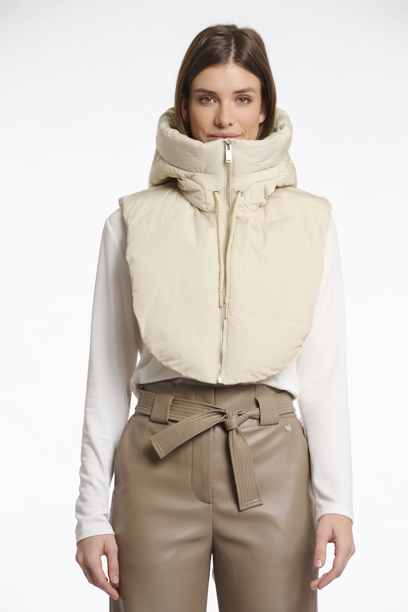 Kapuzenkragen Tabita beige