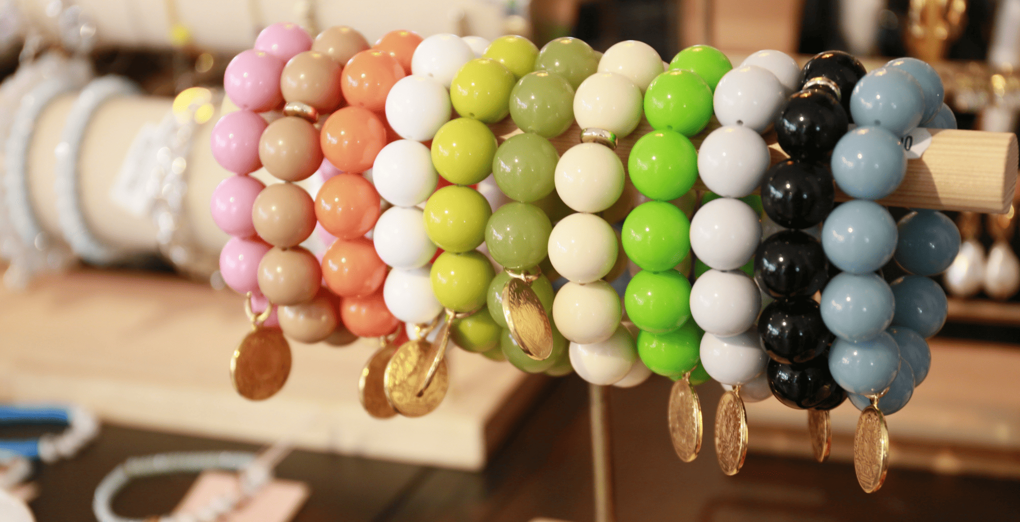Armbänder