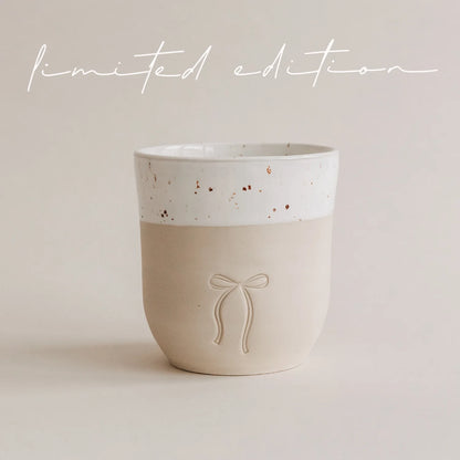 Steingut Becher LTD Schleife