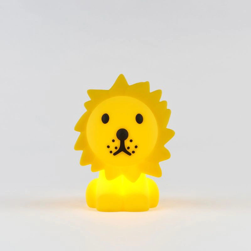 Bundle of Light, Lion
