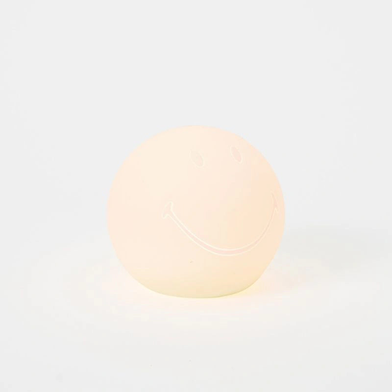 Bundle of Light, Smiley