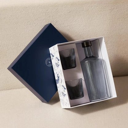 Glasflasche und Gläser Set