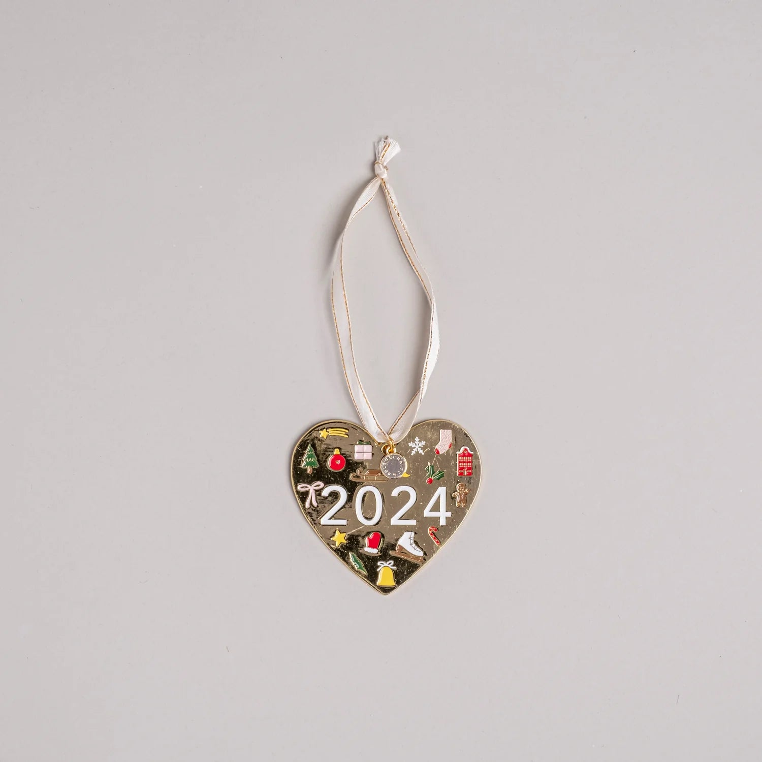 Baumschmuck aus Metall, 2024