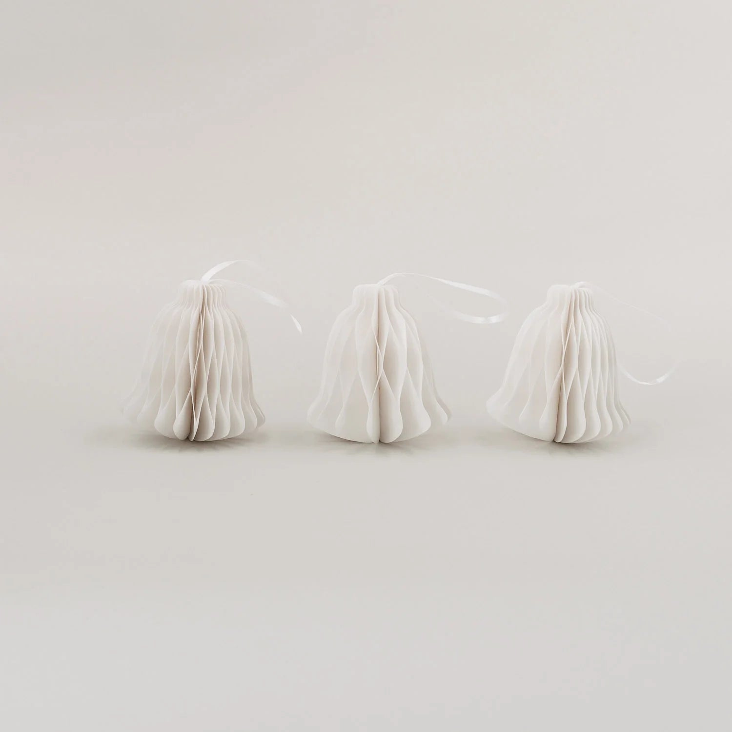 Papieranhänger Glocke 3er Set natur