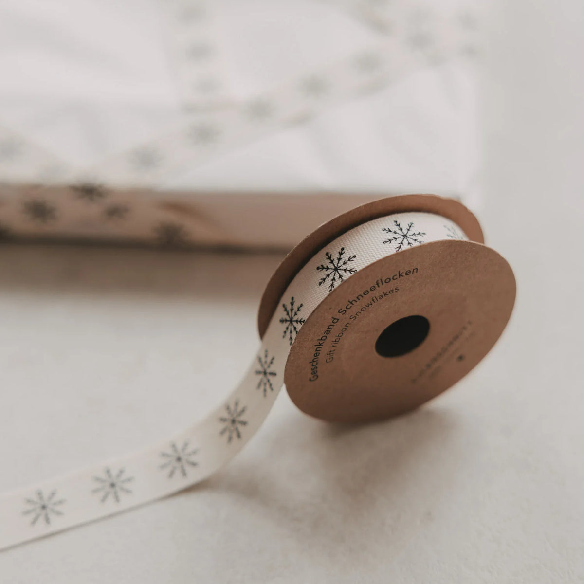 Geschenkband Schneeflocken