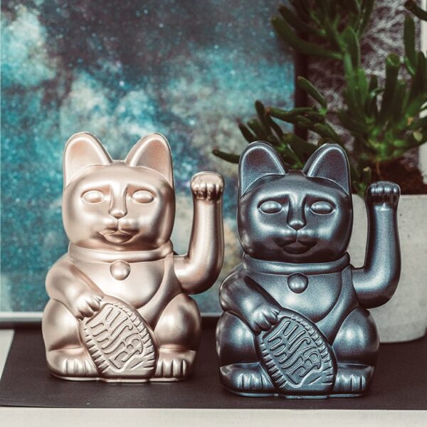 Winkekatze, Maneki Neko by Donkey, Moonlight